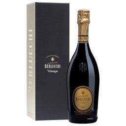 Игристое вино Guido Berlucchi Franciacorta 2018, в подарочной упаковке, белое, брют, 0,75 л
