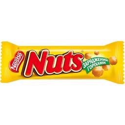 Шоколадный батончик Nuts 42 г