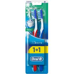 Зубна щітка Oral-B 3D White Fresh середня синій з червоним 2 шт.