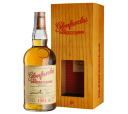 Виски Glenfarclas The Family Cask, wooden box 1981, 43,2%, 0,7 л
