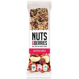 Батончик Nuts & Berries горіховий з чіа, какао бобами та ягодами органічний 40 г