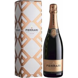 Вино игристое Ferrari Rose Brut, розовое, брют, 0,75 л, в подарочной упаковке