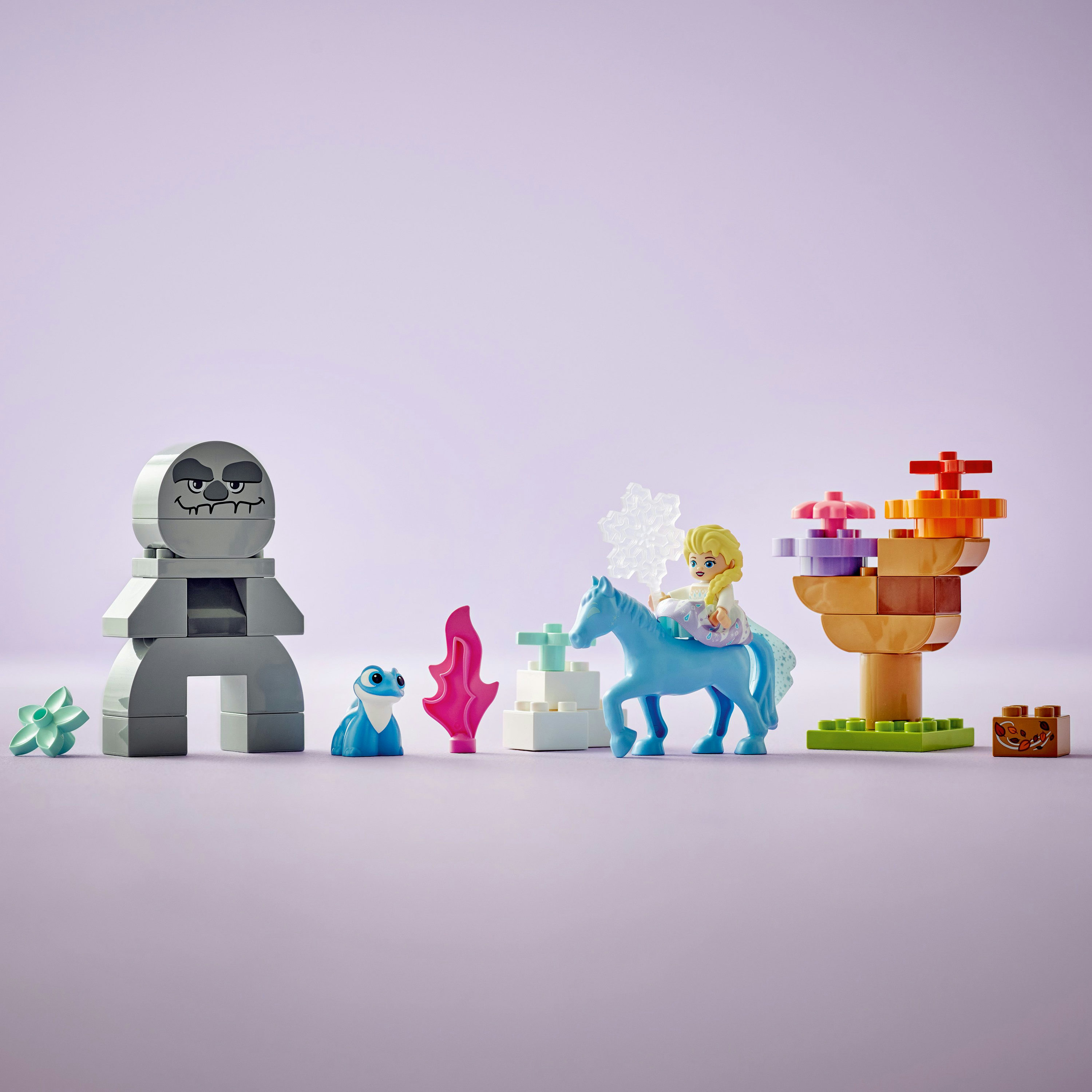 Конструктор LEGO DUPLO Эльза и Бруни в Зачарованном лесу 31 деталь (10418) - фото 5