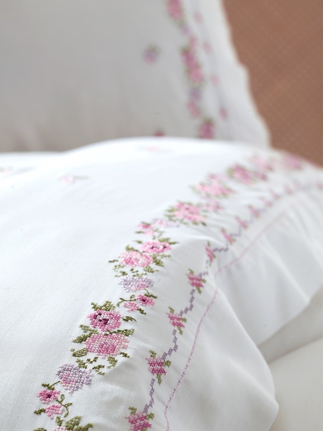 Комплект постельного белья Dantela Vita Ilgin сатин с вышивкой евро (svt-2000022294959) - фото 2