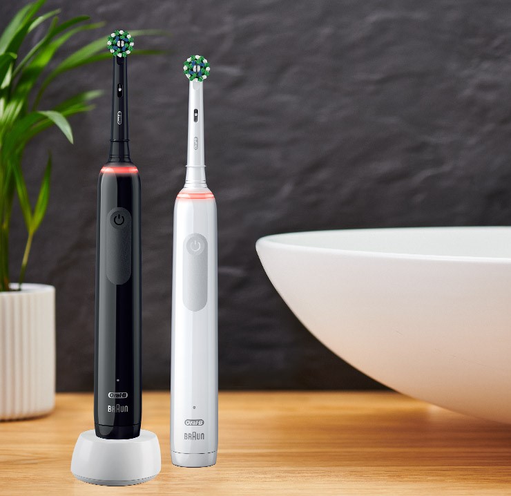Набор электрических зубных щёток Oral-B Pro 3 3900 СrossAсtion, Черная и Белая - фото 3