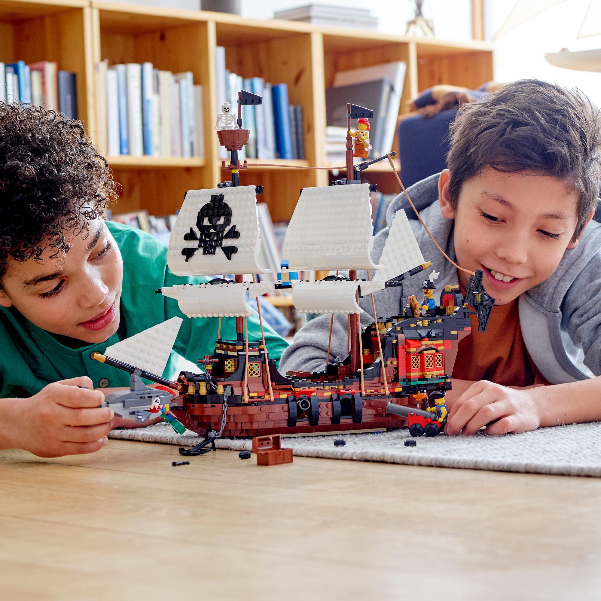 Конструктор LEGO Creator Піратський корабель, 1262 деталі (31109) - фото 12