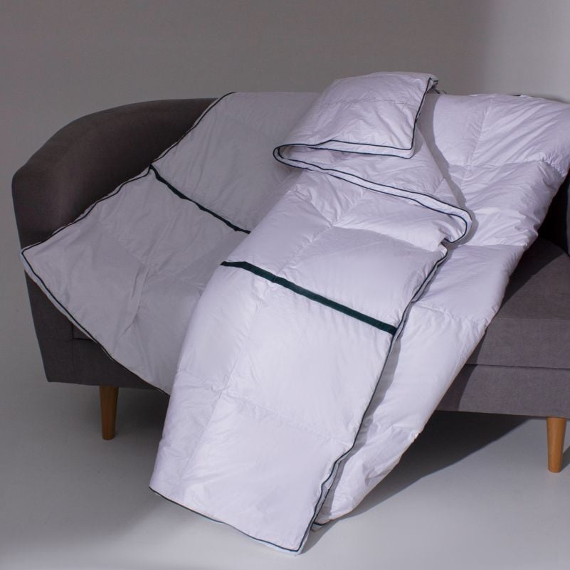 Одеяло пуховое MirSon Imperial Style, летнее, 240х220 см, белое с зеленым кантом - фото 1