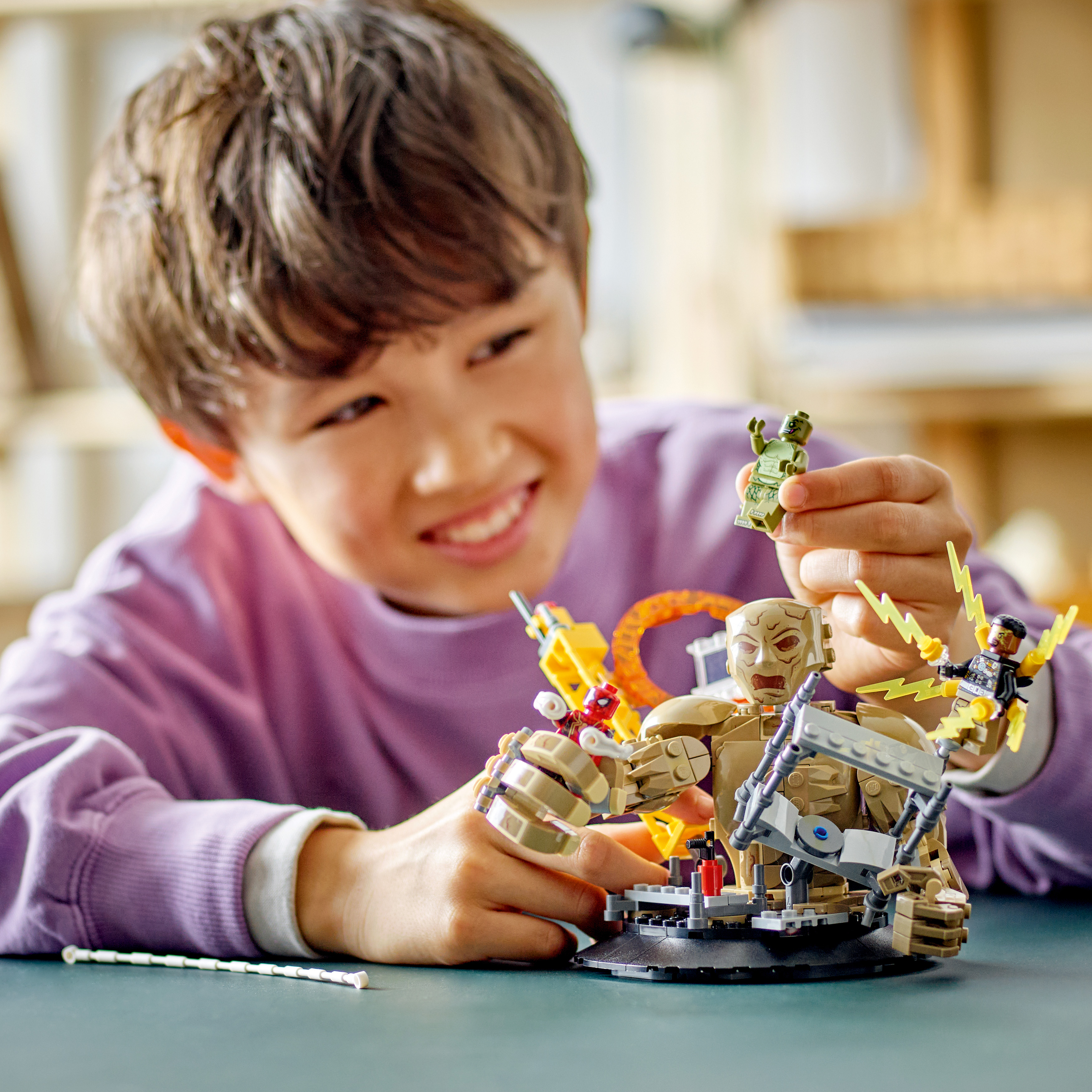 Конструктор LEGO Super Heroes Человек-паук vs. Песчаный человек: Решающая битва 347 детали (76280) - фото 4