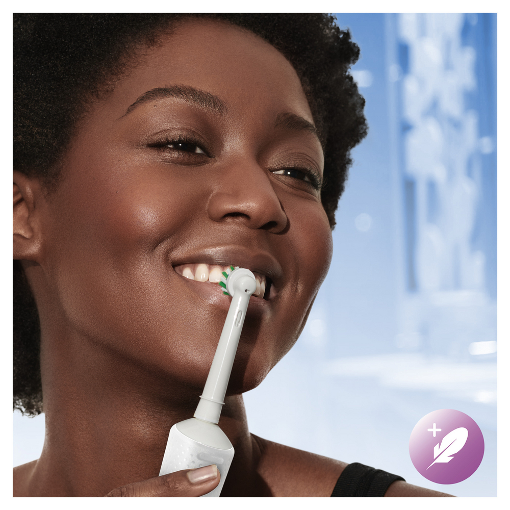 Електрична зубна щітка Oral-B Braun Vitality Pro Protect X Clean, біла - фото 5
