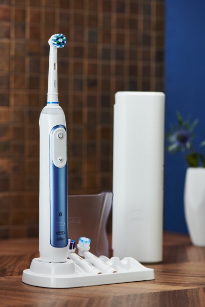 Электрическая зубная щетка Oral-B Smart 6 CrossAction Blue - фото 9