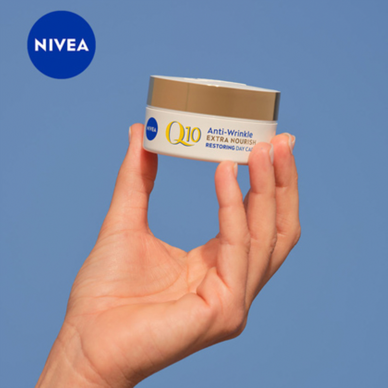 Восстанавливающий дневной крем Nivea Q10 против морщин для сухой кожи SPF15, 50 мл (84976) - фото 5