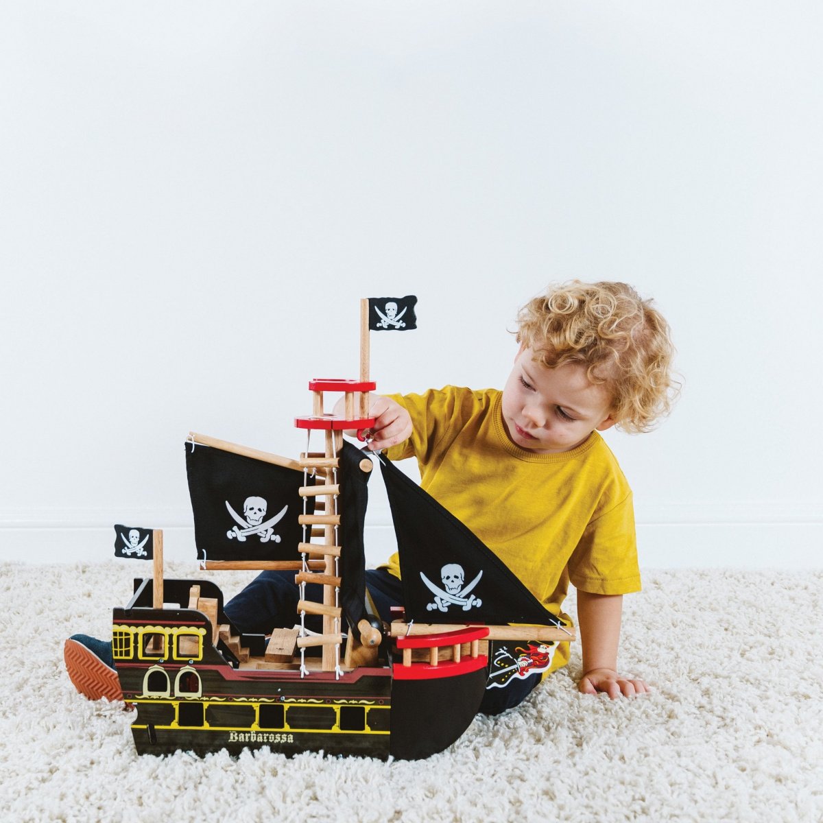 Игровой набор Le Toy Van Пиратский корабль Барбаросса (TV246) - фото 4