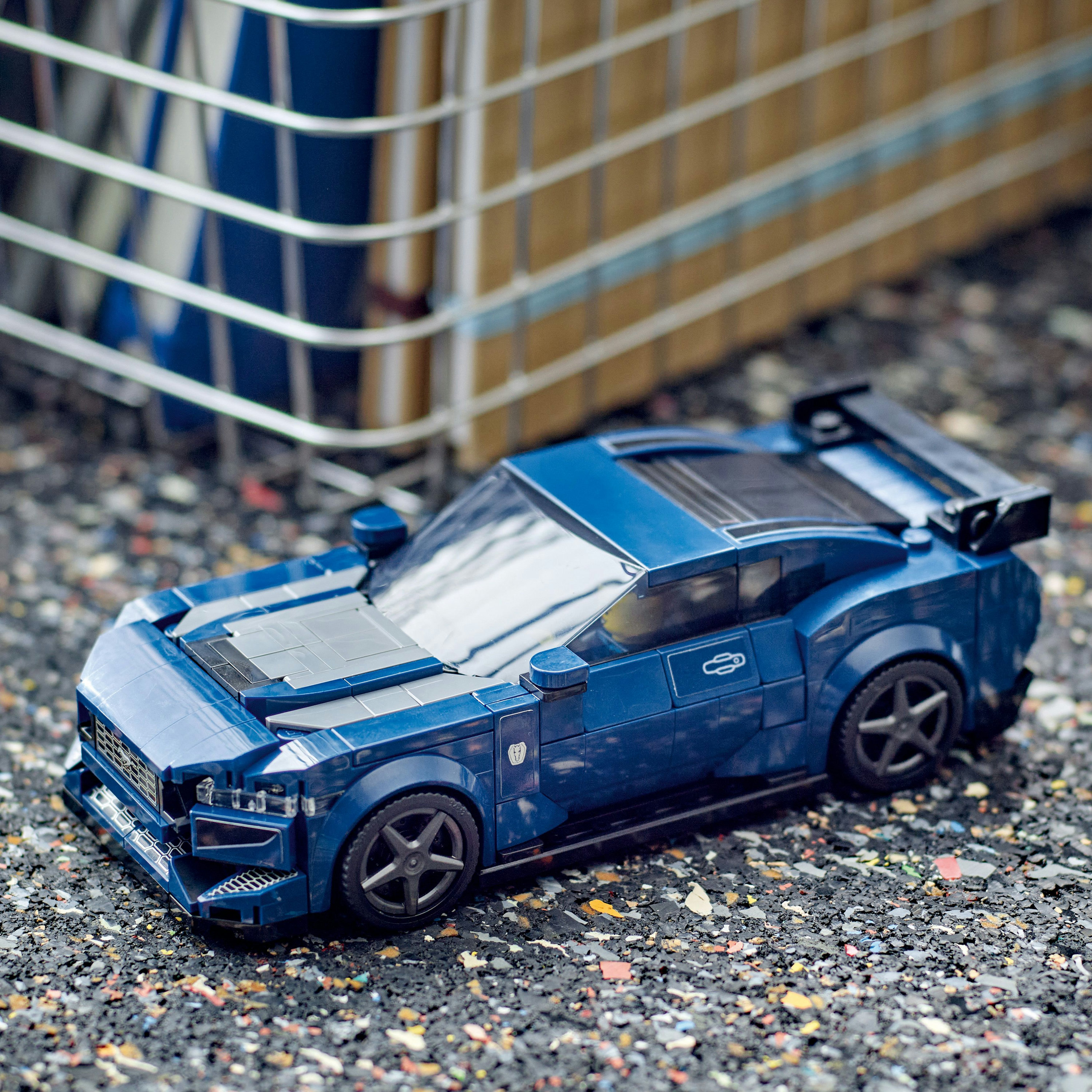 Конструктор LEGO Speed ​​Champions Спортивный автомобиль Ford Mustang Dark Horse 344 детали (76920) - фото 5