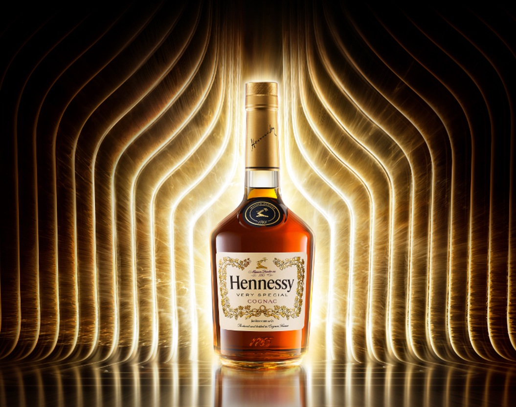 Коньяк Hennessy VS 4 года выдержки, 40%, 0,05 л (566455) - фото 2