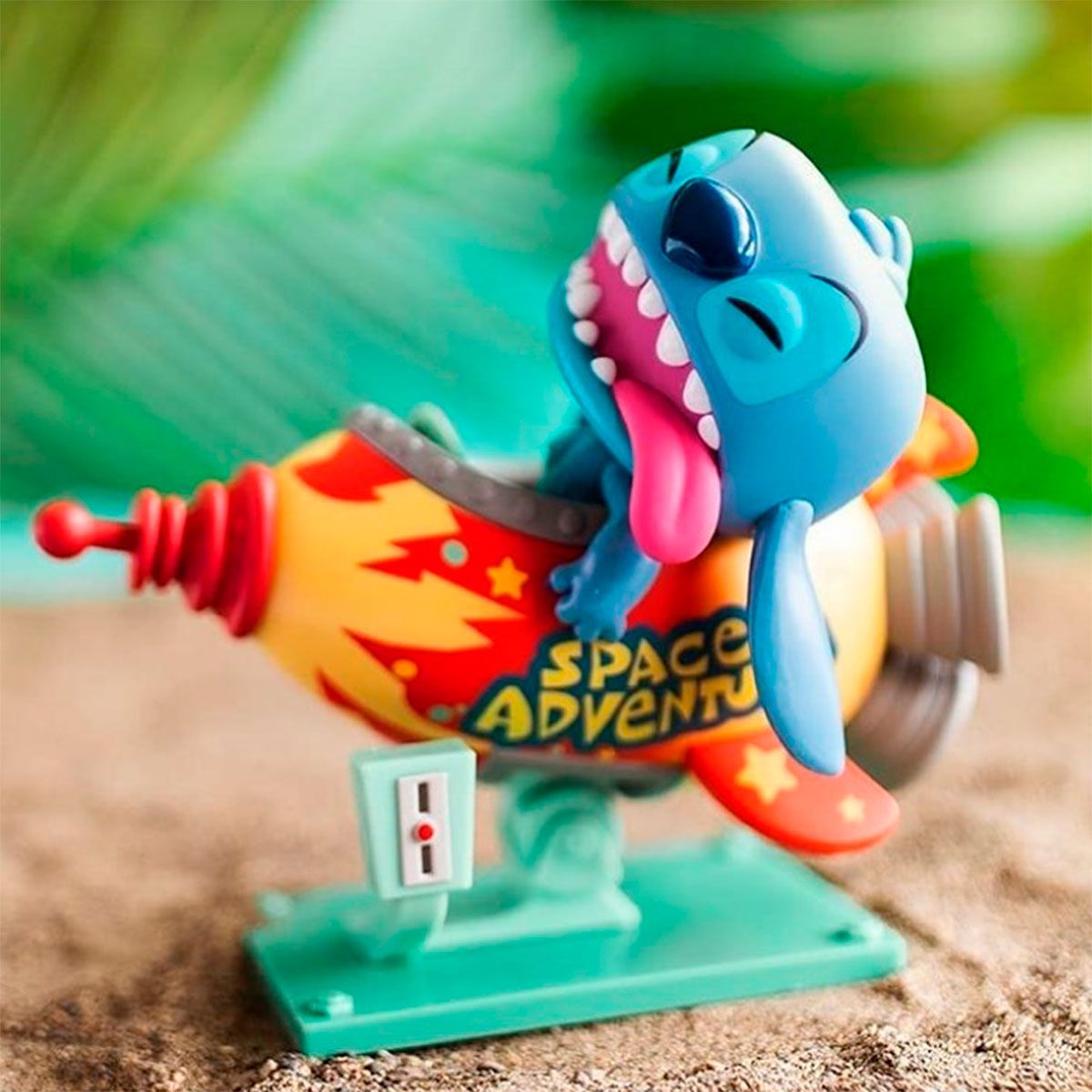 Игровая фигурка Funko Pop! Disney Lilo & Stitch - Стич в ракете (55620) - фото 4