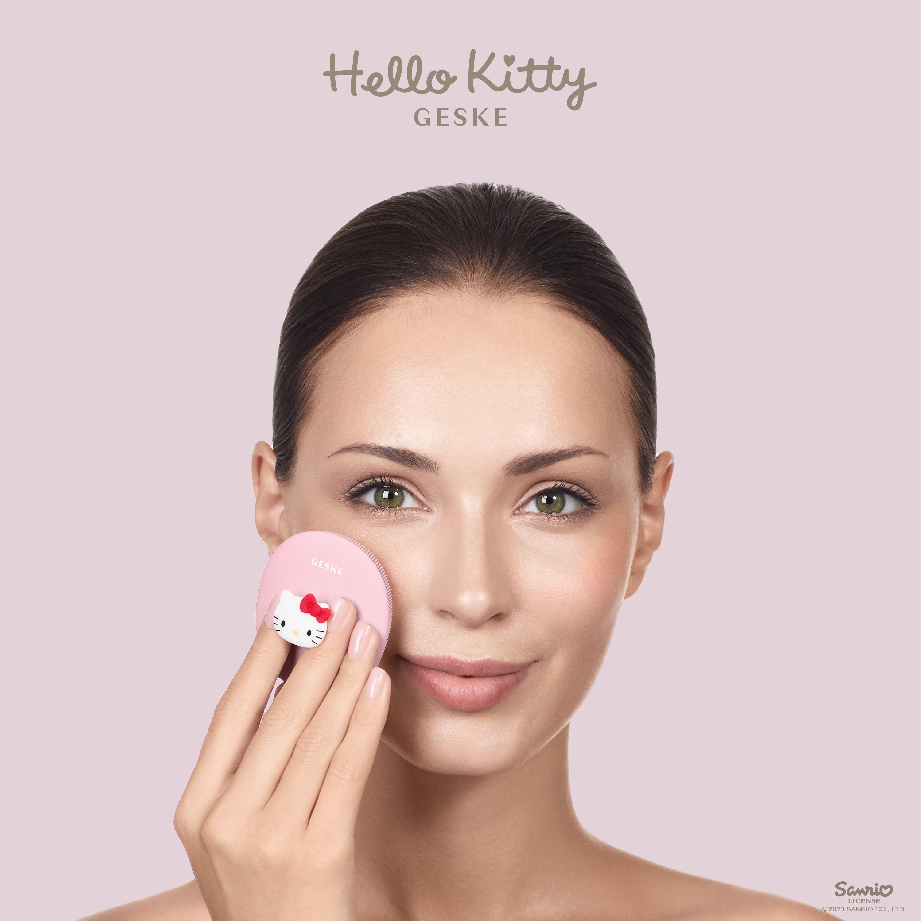 Щетка для лица GESKE Facial Brush 3 в 1 by Hello Kitty с держателем розовая - фото 7