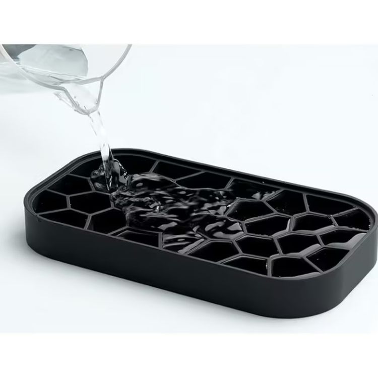 Коробка для льда Lekue Ice & Ice Trays черная (880247) - фото 3