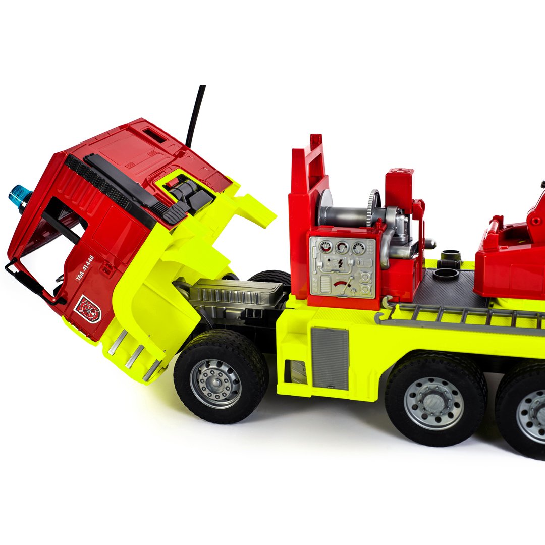 Пожарная машина Bruder MAN TGA, со свето-звуковым модулем и шлемом (01760) - фото 4