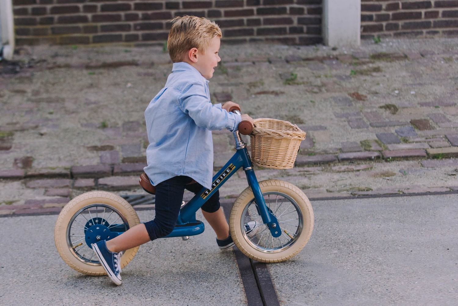 Двухколесный балансирующий велосипед Trybike steel 2 в 1, синий (TBS-2-BLU-VIN) - фото 6