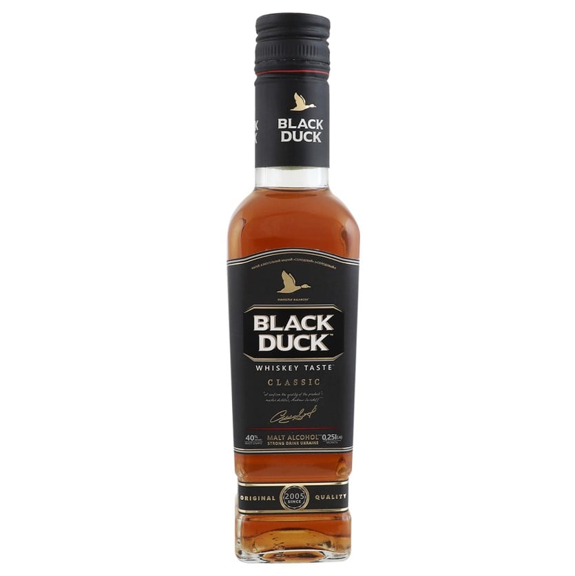Крепкий алкогольный напиток Black Duck, солодовый, 40%, 0,25 л (876385) - фото 1