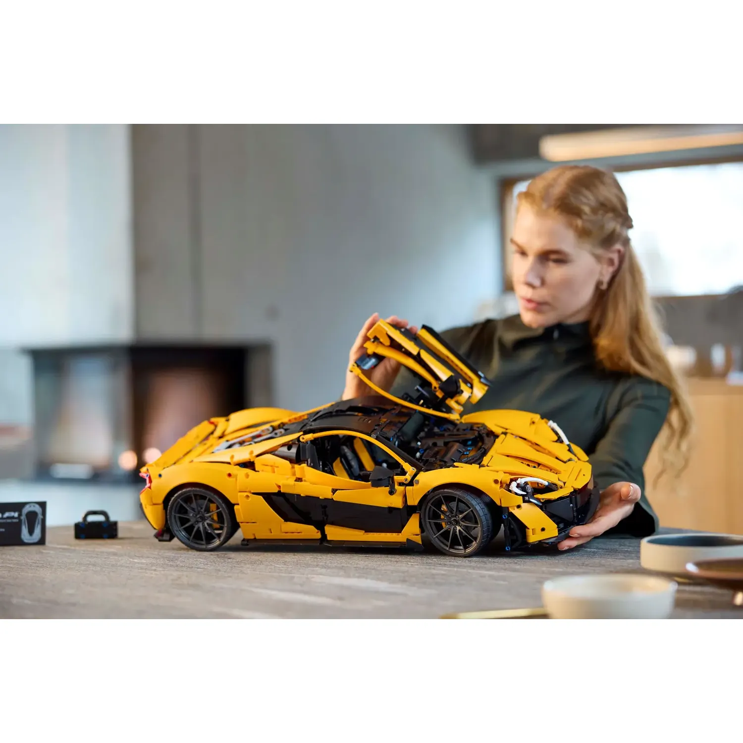 Конструктор LEGO Technic McLaren P1, 3893 детали (42172) - фото 11