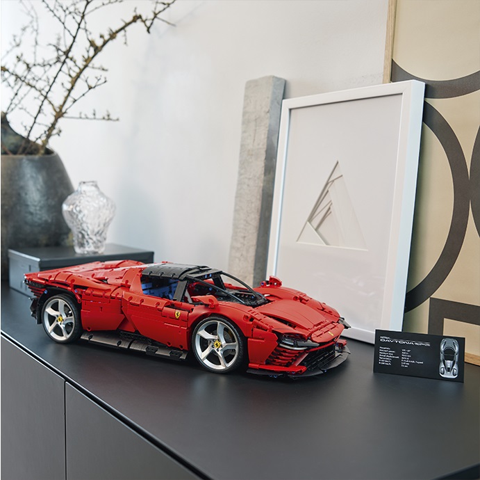 Конструктор LEGO Technic Ferrari Daytona SP3, 3778 предметів (42143) - фото 3