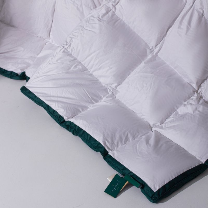 Одеяло MirSon Imperial Satin Luxe, летнее, 240х220 см, белое с зеленым кантом - фото 7