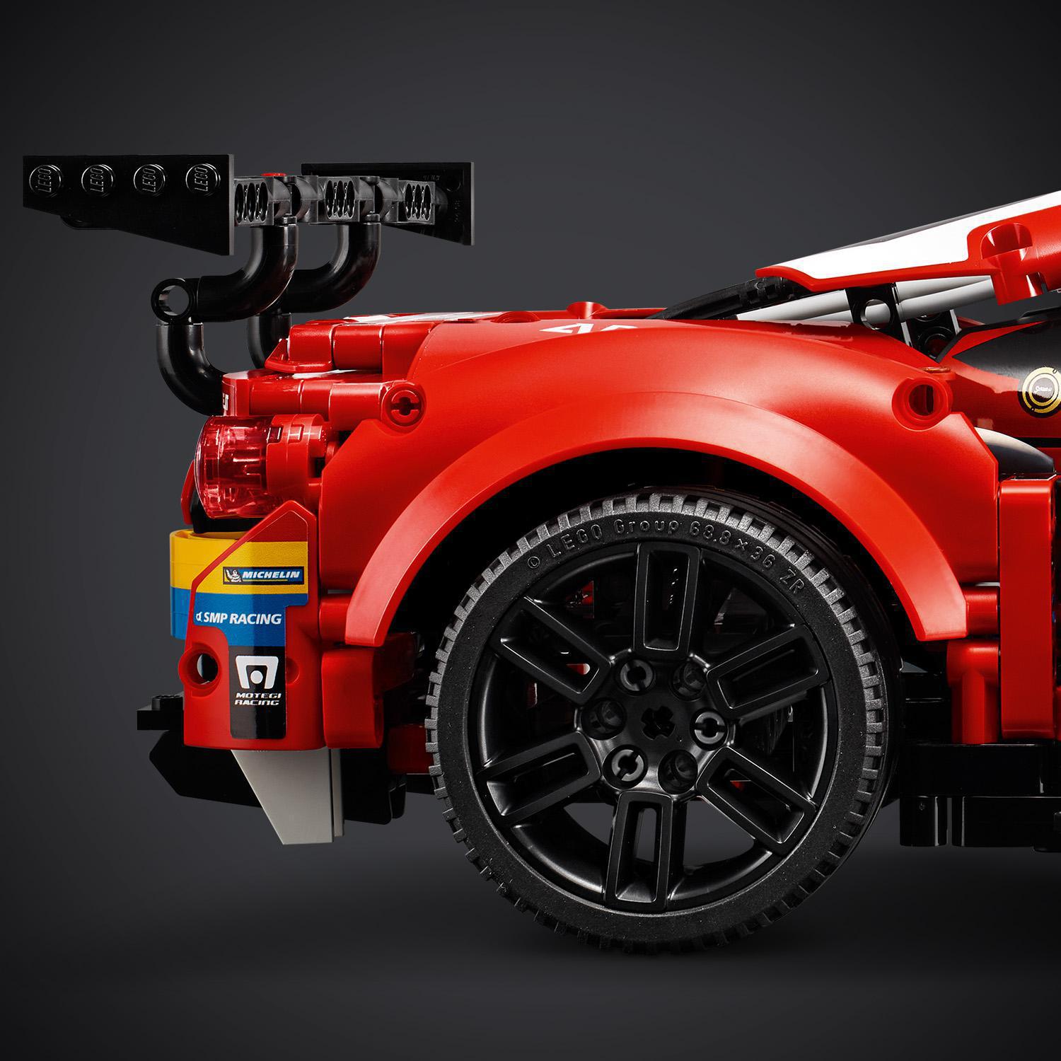 Конструктор LEGO Technic Ferrari 488 GTE AF Corse №51, 1677 деталей (42125) - фото 9