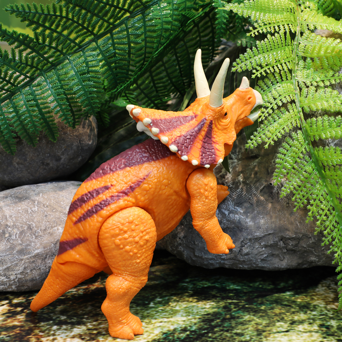 Інтерактивна іграшка Dinos Unleashed Realistic S2 Трицератопс, 14 см (31123V2) - фото 5