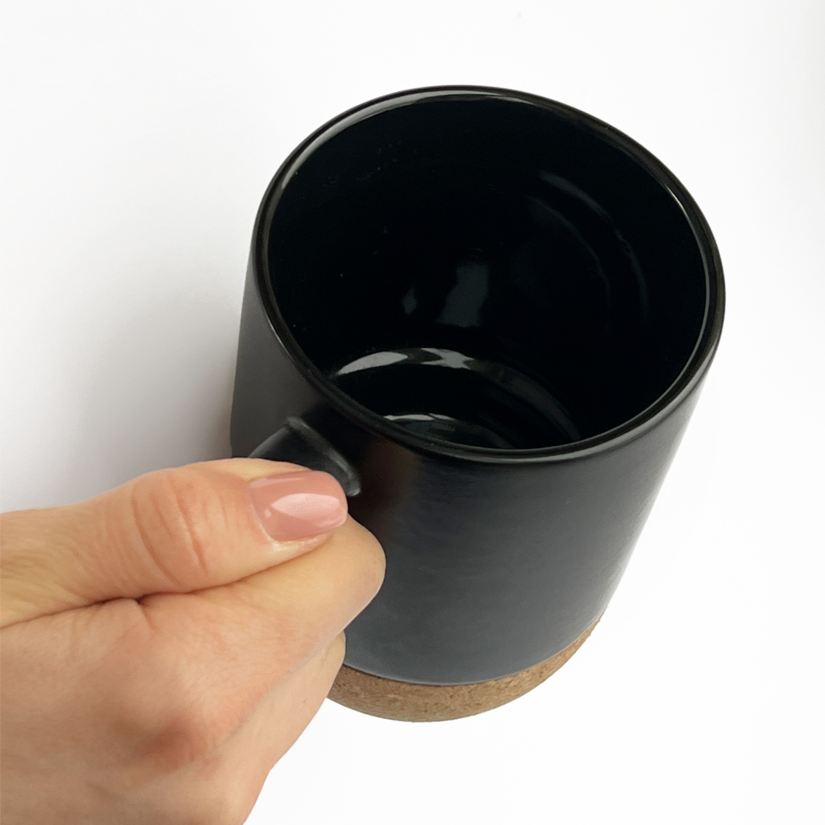 Чашка керамічна МВМ My Home з підставкою, 320 мл, чорна (KP-14 BLACK) - фото 3