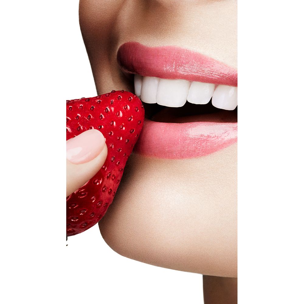 Бальзам для губ Revlon Kiss Balm відтінок 025 (Свіжа полуниця) 2.6 г (585609) - фото 2