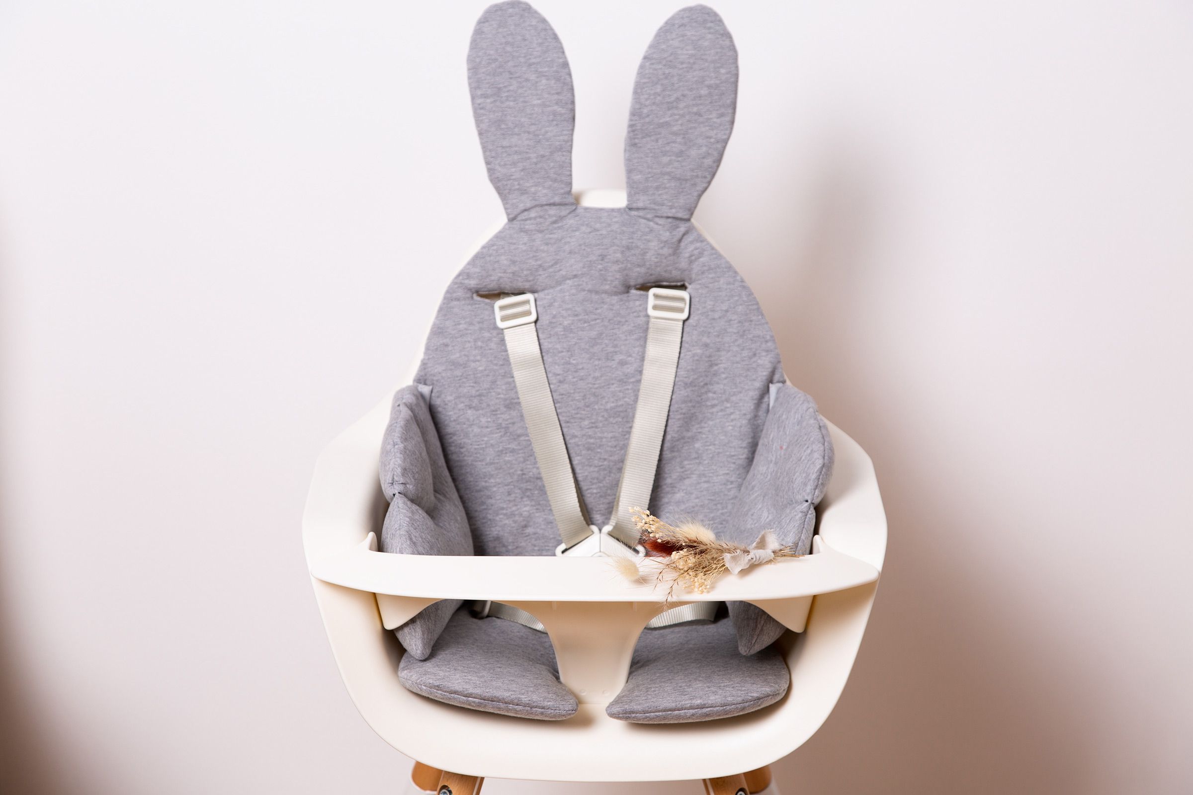 Универсальная подушка для стула для кормления Childhome, серый кролик (CCRASCJG) - фото 13