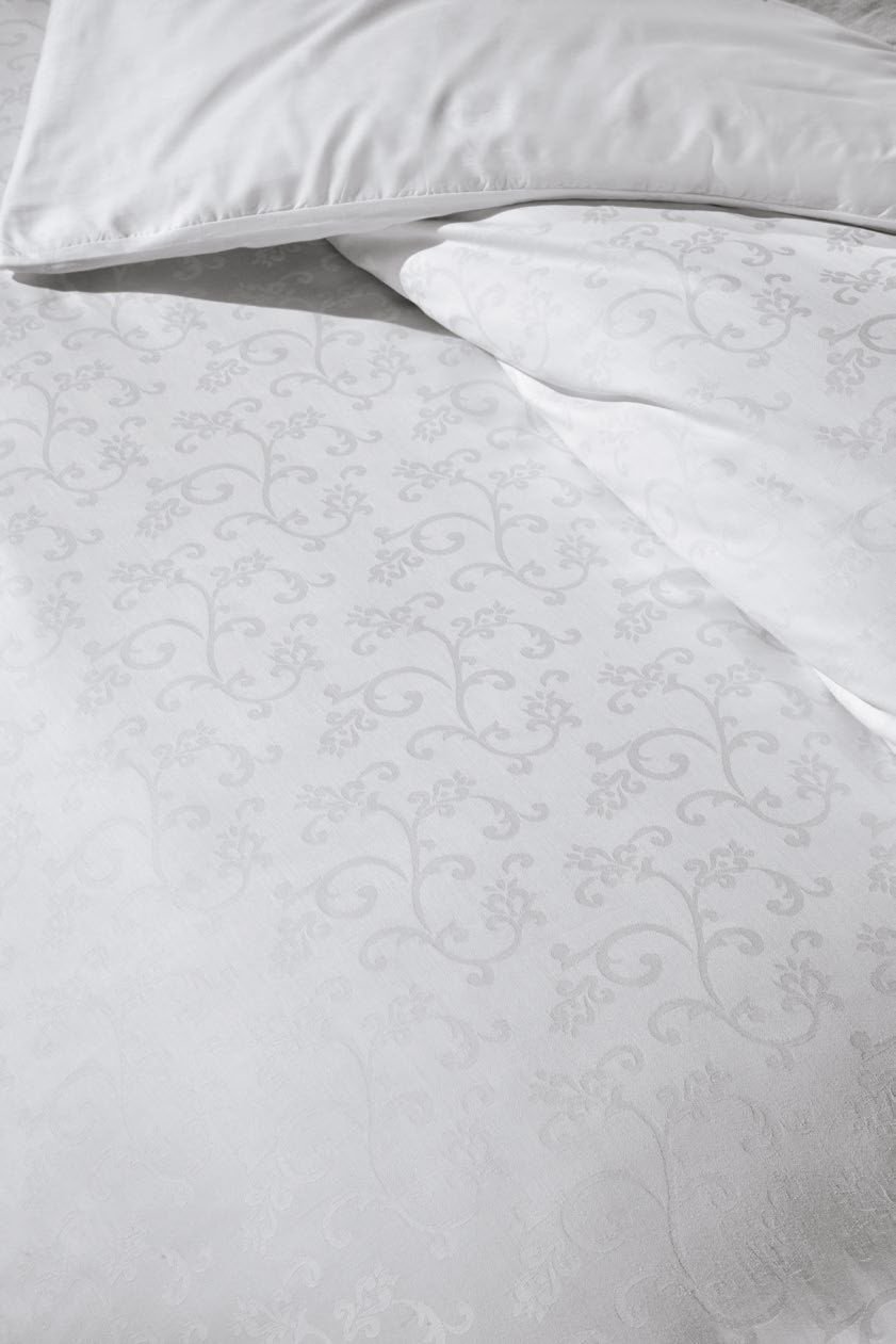 Комплект постельного белья Victoria Deluxe Jacquard Sateen Rimma, сатин-жаккард, евростандарт, 220х200 см, белый (48832_2,0) - фото 2