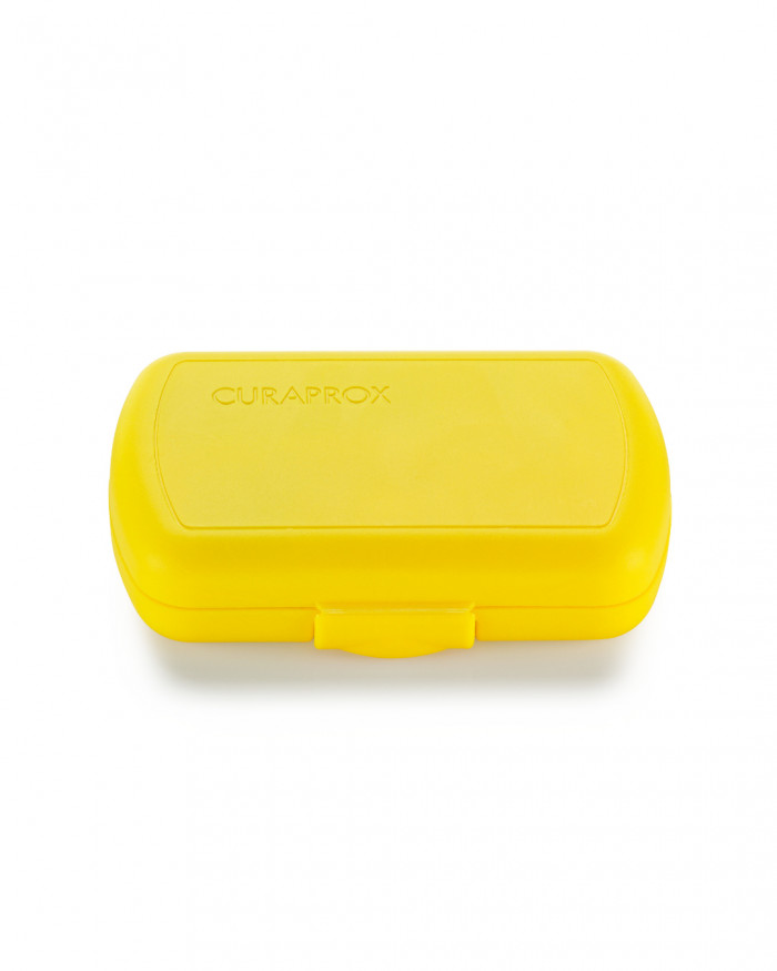 Дорожный набор по уходу за ротовой полостью Curaprox Travel Set Yellow: Раскладная щетка CS5460 Ultra Soft + Зубная паста Be You 10 мл + Ершики + Тревел-кейс - фото 6