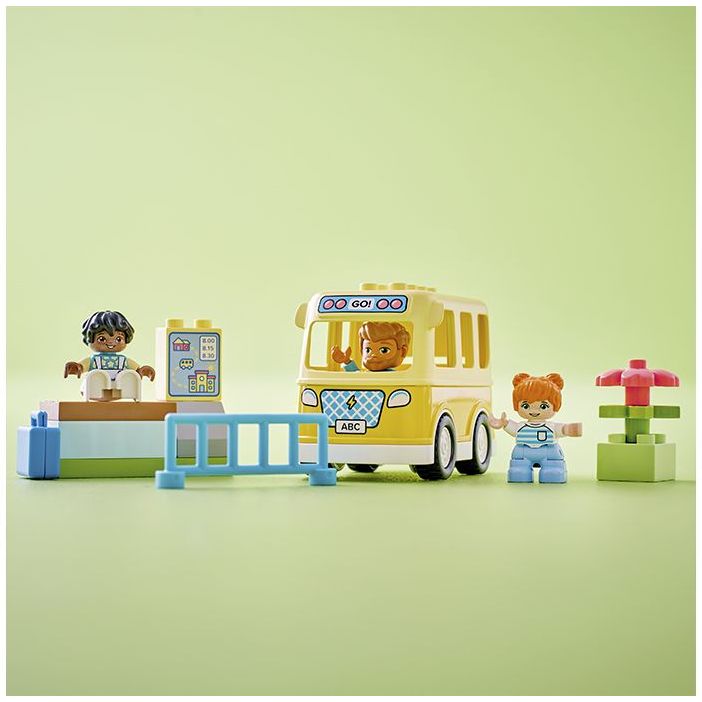 Конструктор LEGO DUPLO Поездка на автобусе, 16 деталей (10988) - фото 3