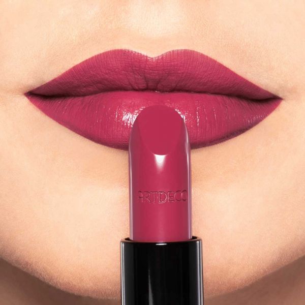 Помада для губ Artdeco Perfect Color Lipstick, тон 922 (Scandalous Pink), 4 г (470539) - фото 3