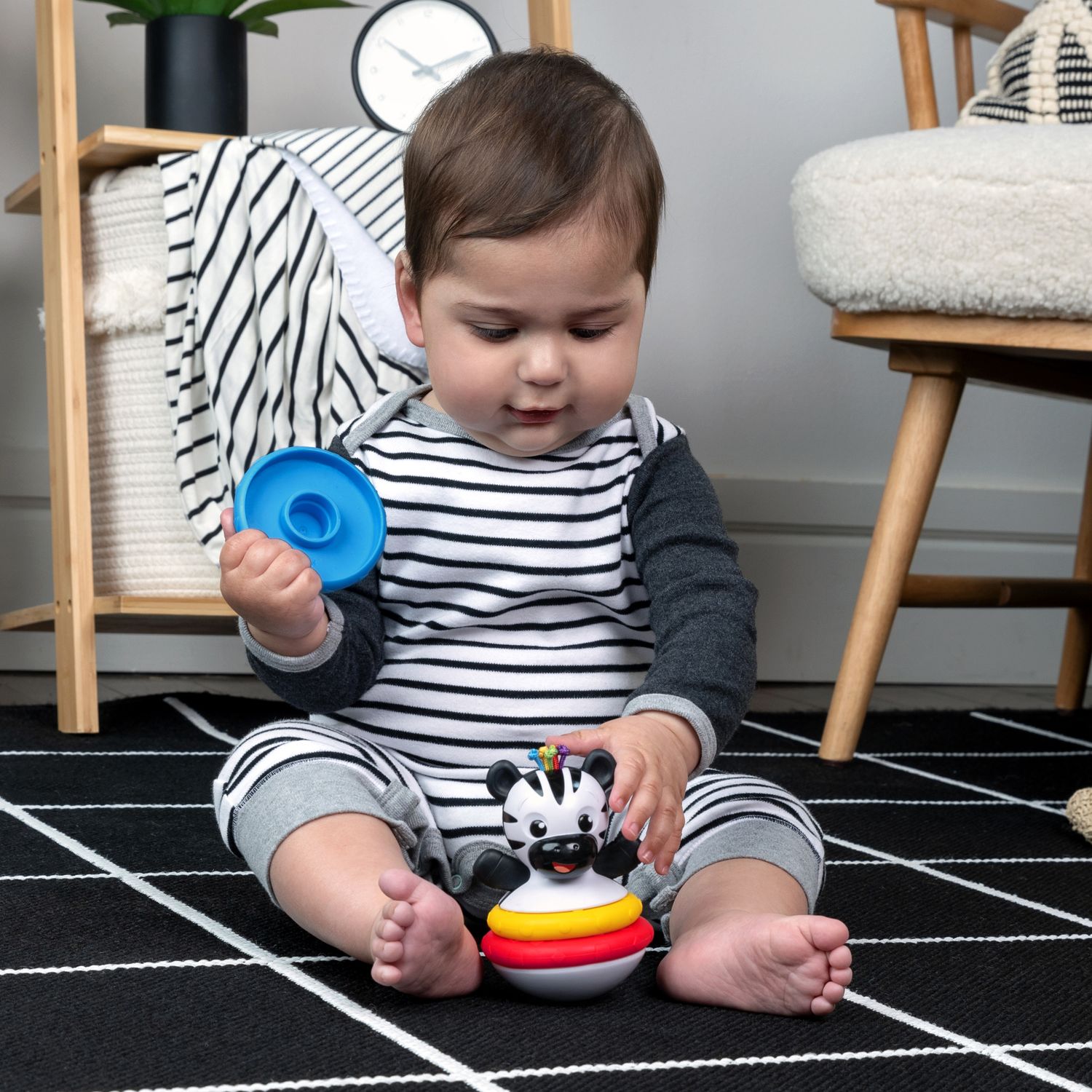 Игрушка-пирамидка развивающая Baby Einstein Stack & Wobble Zen Teether Toy (16709) - фото 5