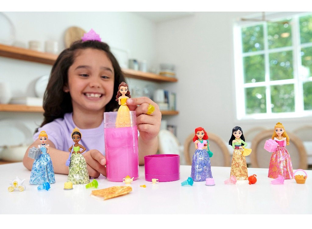 Мінілялька-сюрприз Mattel Disney Princess Royal Color Reveal, в асортименті (HMK83) - фото 7
