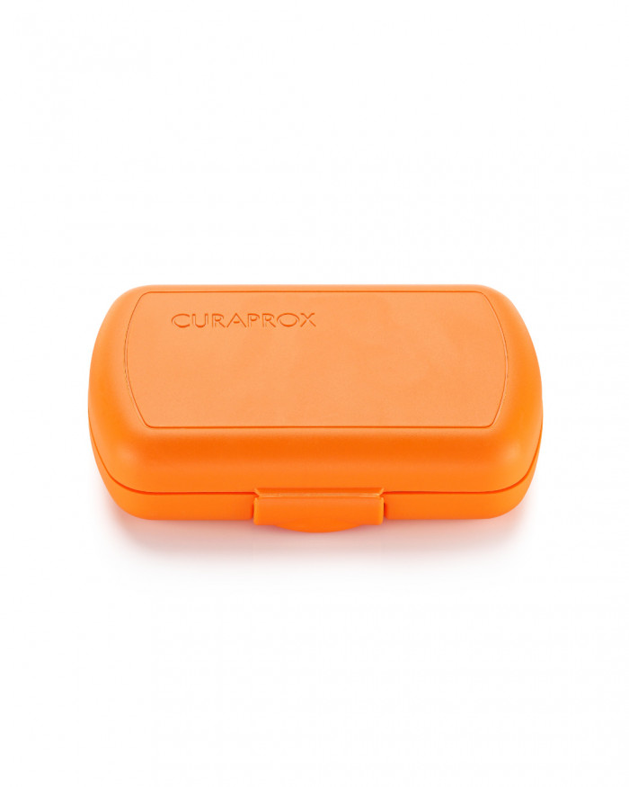 Дорожній набір по догляду за ротовою порожниною Curaprox Travel Set Orange: Розкладна щітка CS5460 Ultra Soft + Зубна паста Be You 10 мл + Йоржики + Тревел-кейс - фото 6