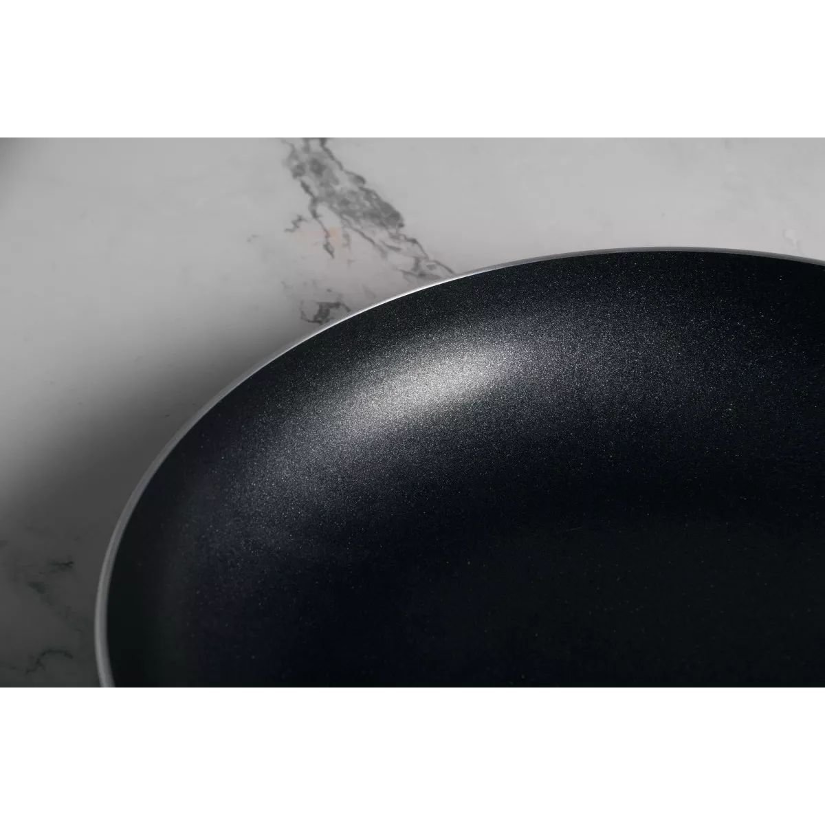Сковорода Gusto Xylan Matte GT-2308-20, 20x3.5 cм (112199) - фото 3