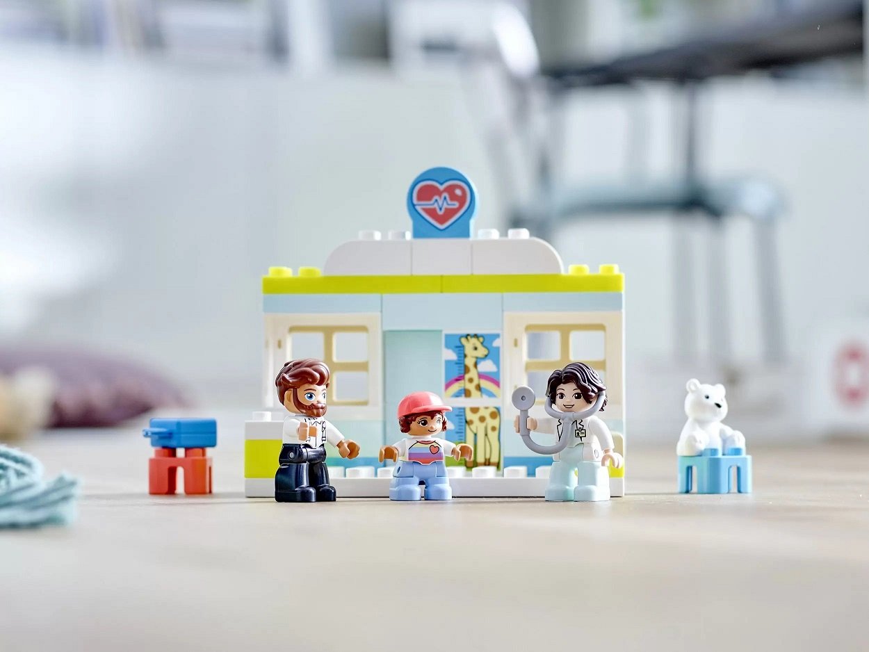 Конструктор LEGO DUPLO Поход к врачу, 34 деталей (10968) - фото 9
