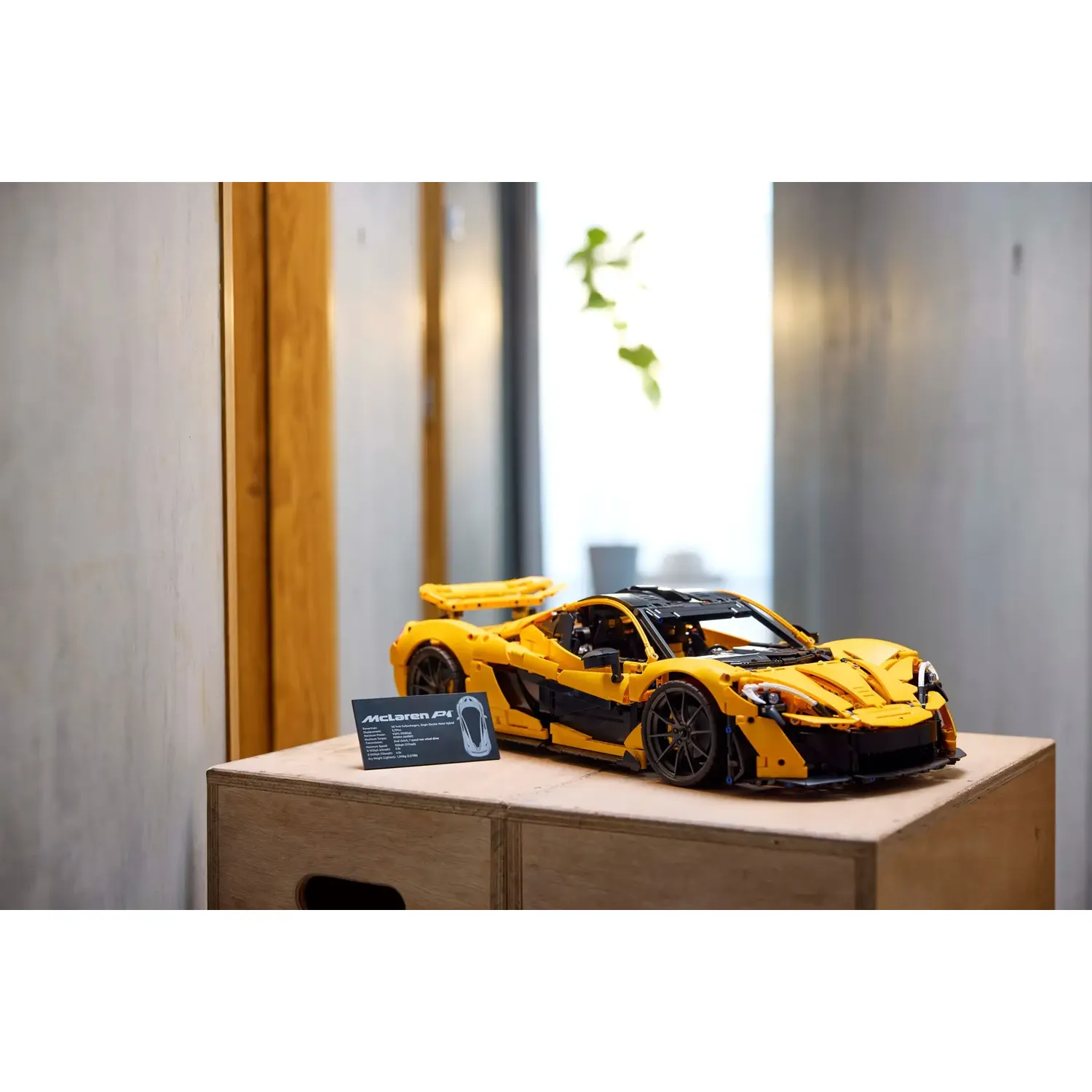 Конструктор LEGO Technic McLaren P1, 3893 детали (42172) - фото 9