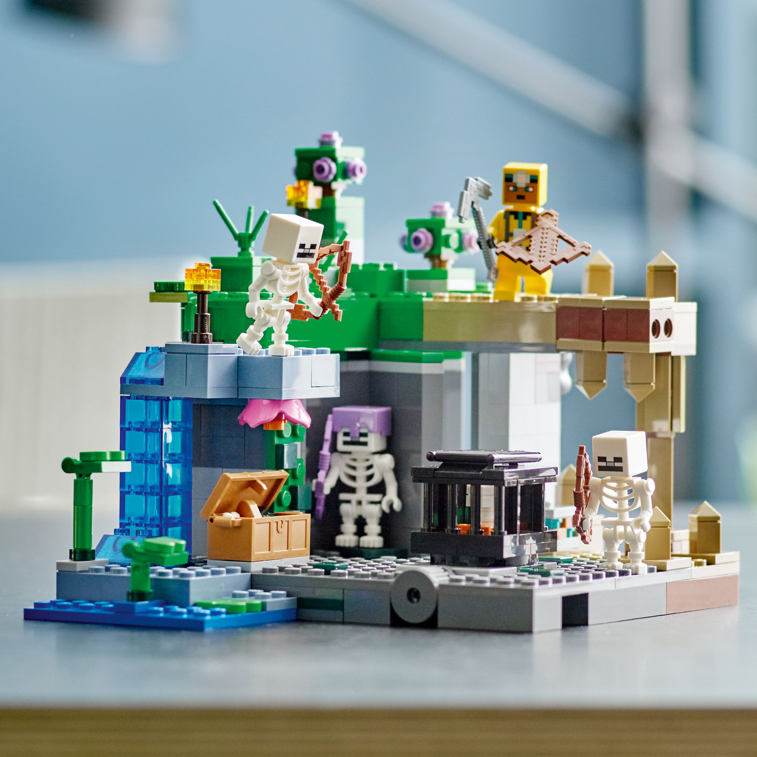 Конструктор LEGO Minecraft Підземелля скелетів, 364 деталі (21189) - фото 3