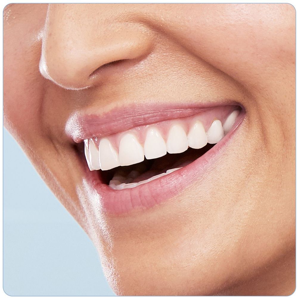 Зубна щітка Oral-B 3D White Відбілювання, середня, блакитна, 2 шт. - фото 5