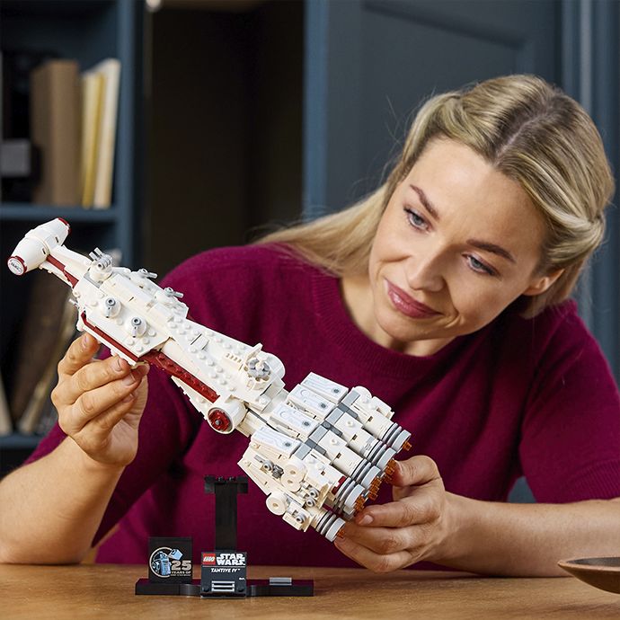 Конструктор LEGO Star Wars Тантов IV 654 детали (75376) - фото 9