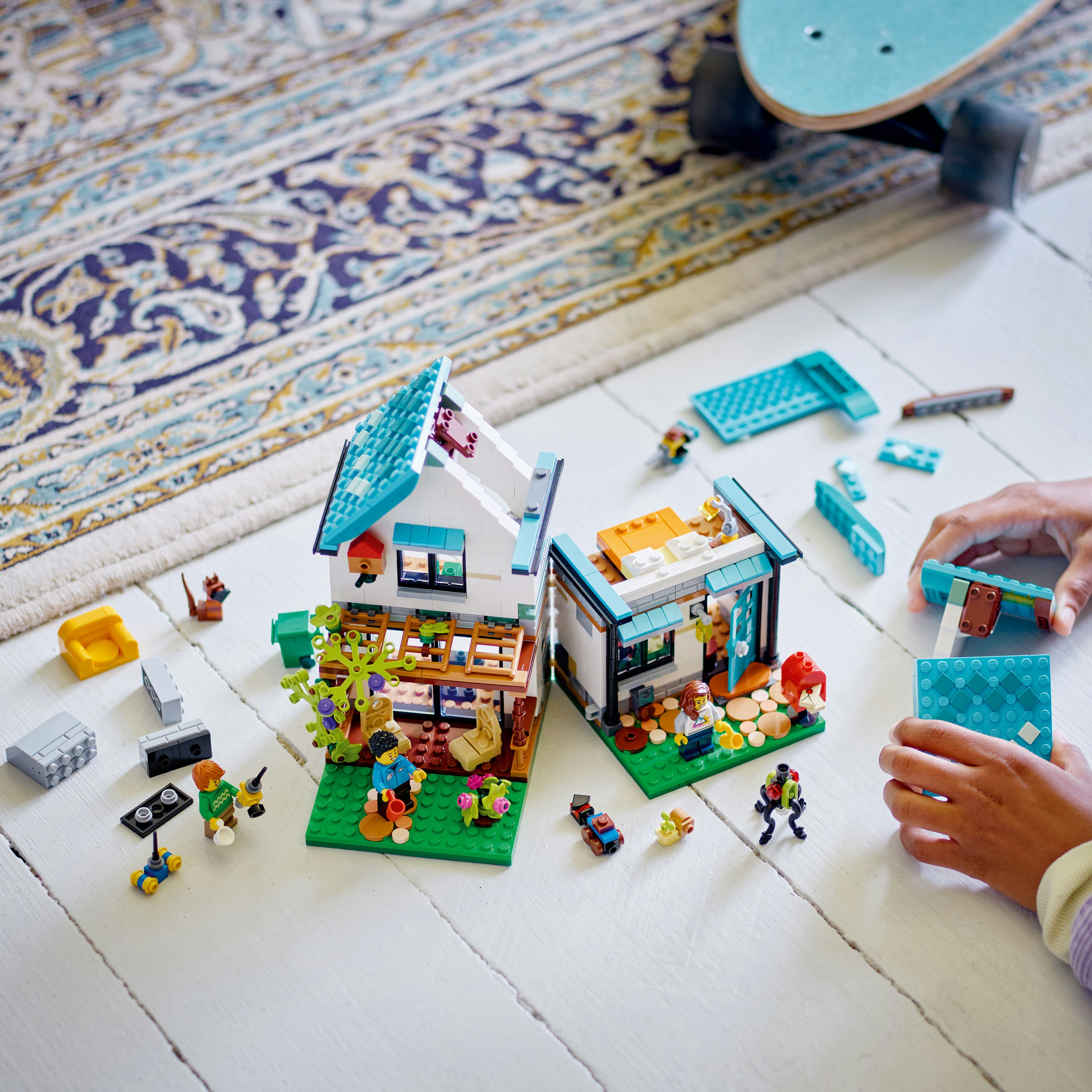 Конструктор LEGO Creator Затишний будинок 3 в 1, 808 деталей (31139) - фото 4
