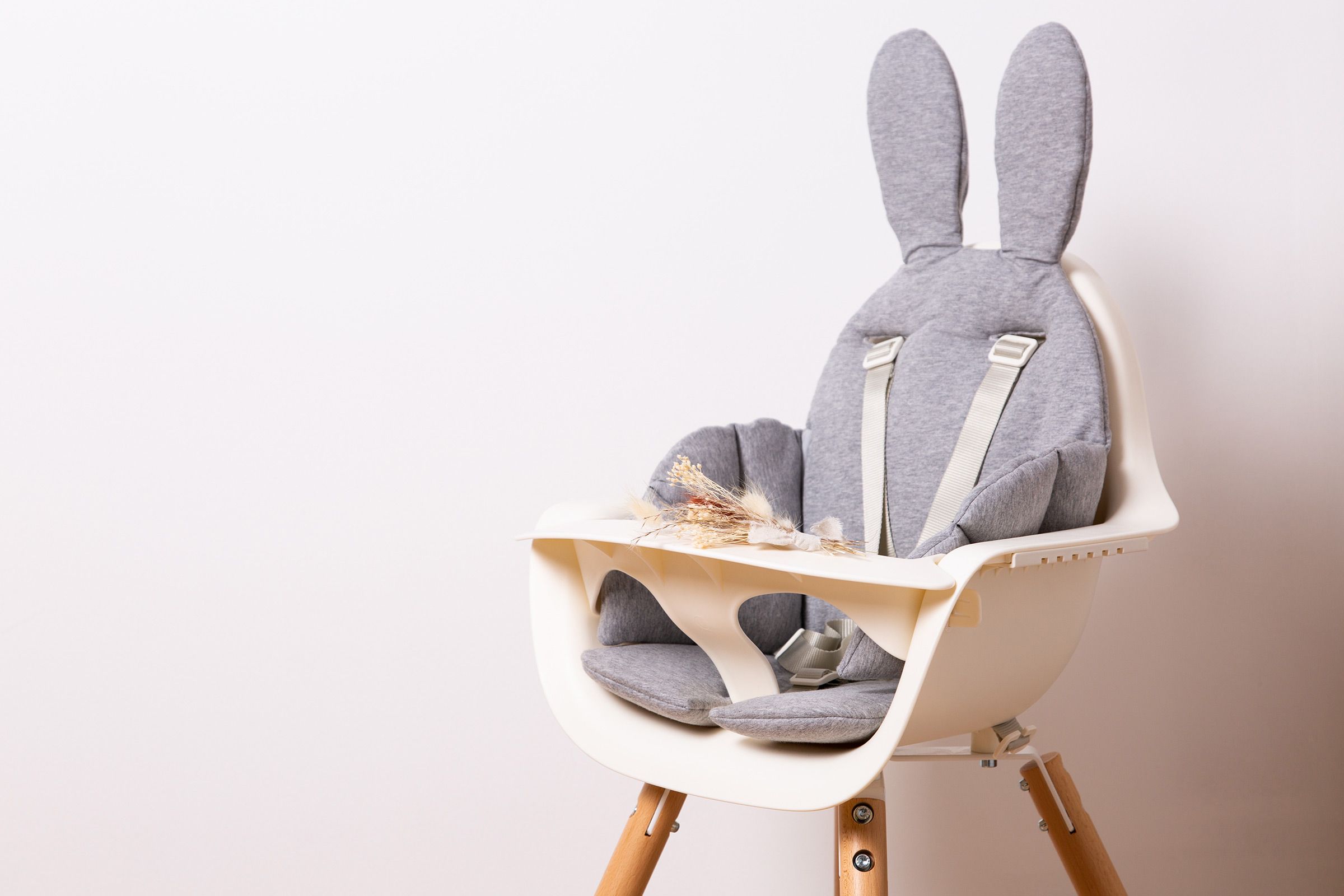 Универсальная подушка для стула для кормления Childhome, серый кролик (CCRASCJG) - фото 12
