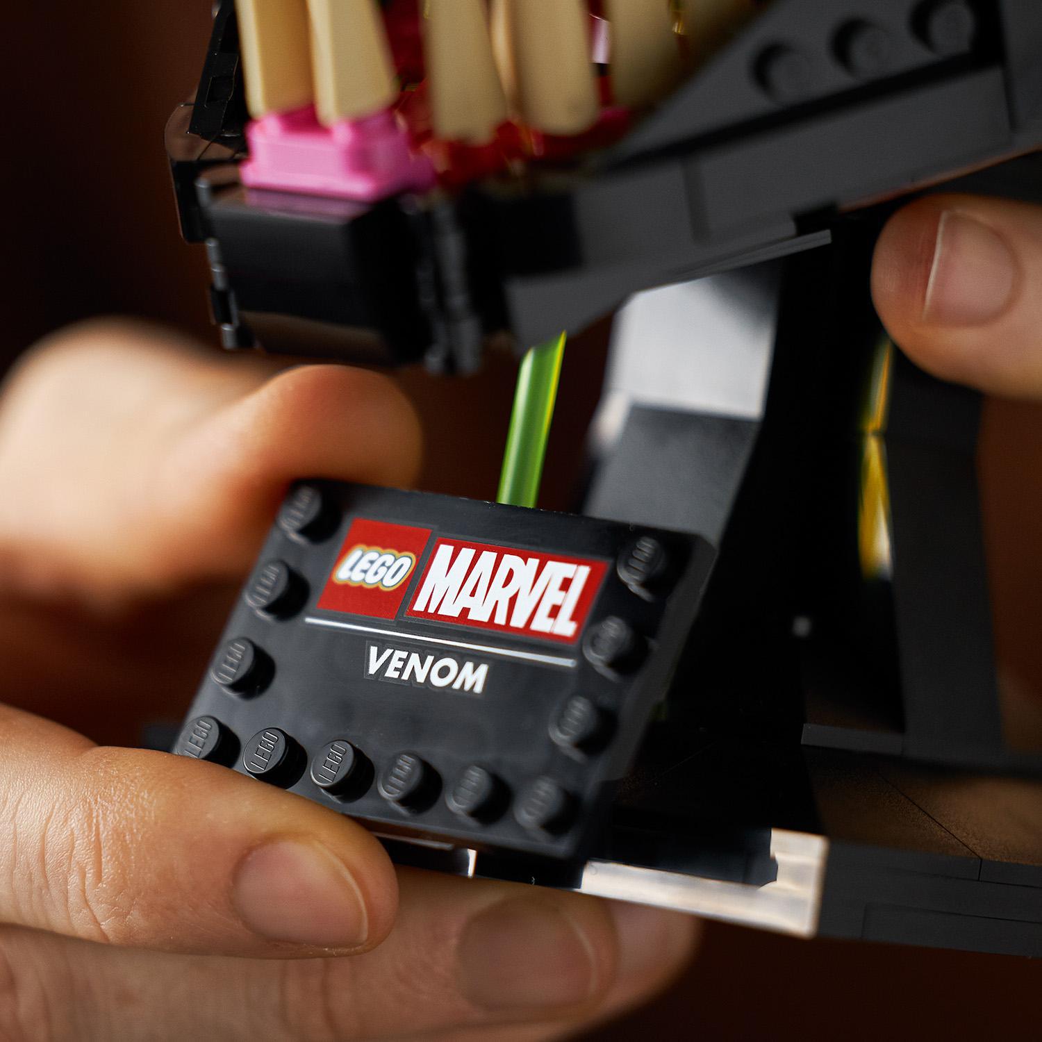 Конструктор LEGO Super Heroes Venom, 565 деталей (76187) - фото 5