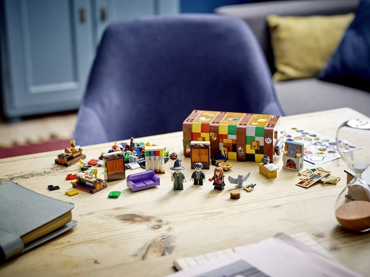 Конструктор LEGO Harry Potter Волшебный чемодан Хогвартса, 603 деталей (76399) - фото 10