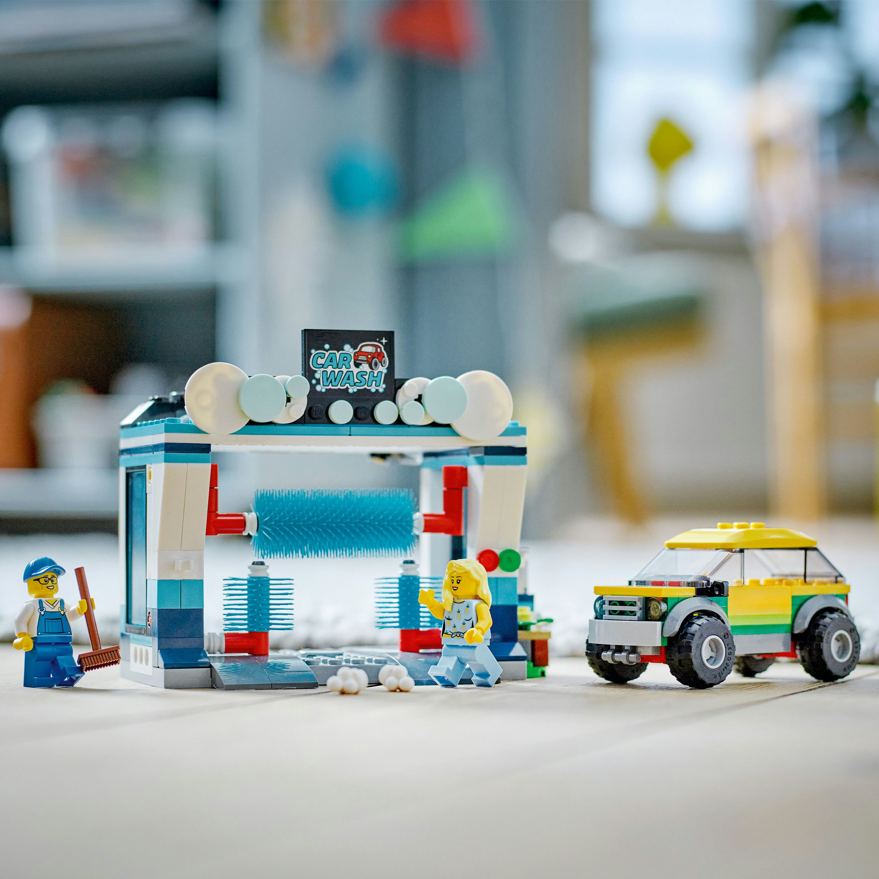 Конструктор LEGO City Автомойка, 243 детали (60362) - фото 8